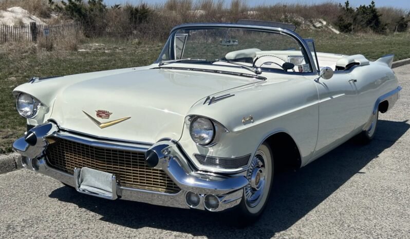 
								1957 Cadillac Eldorado Biarritz V8 White full									