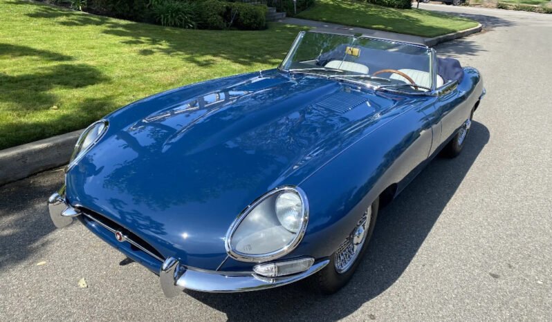 
								1967 Jaguar XKE Series I Roadster full									