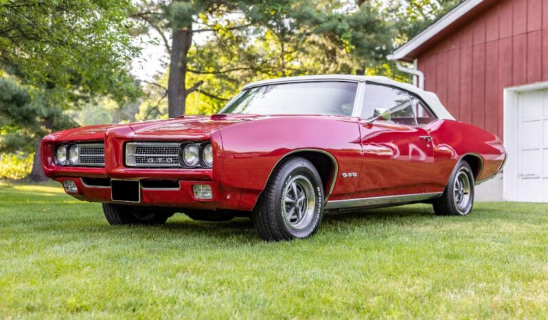 
								1969 Pontiac GTO V8 3-Speed full									