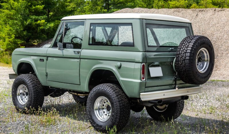 
								1974 Ford Bronco Coyote full									