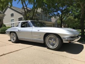 1963 Chevrolet Corvette Split-Window 4-Speed V8