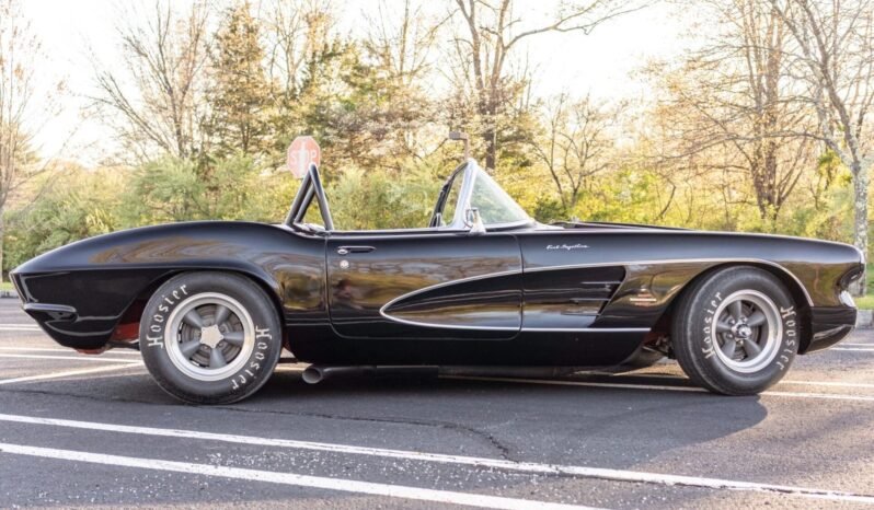 
								1961 Chevrolet Corvette C1 Black full									