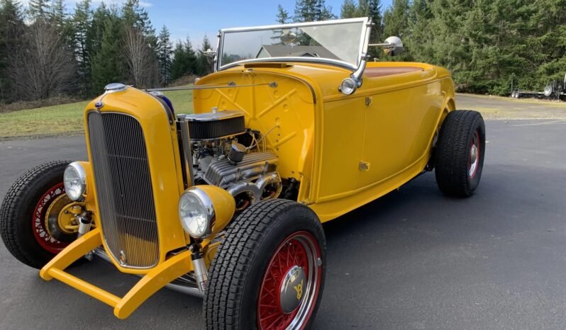 
								1932 Ford Highboy Roadster Yellow full									