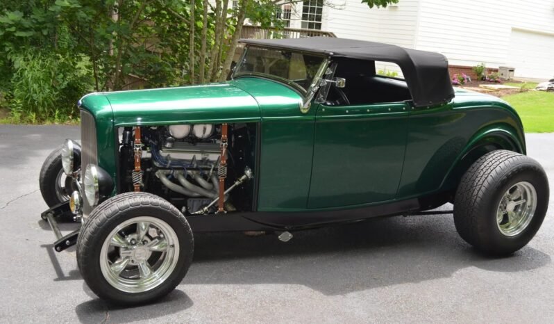 
								1932 Ford Highboy Hot Rod Roadster full									