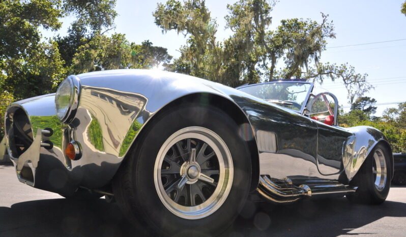 
								1965 Kirkham Shelby Cobra V8 full									