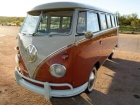 1960 Volkswagen Type 2 Deluxe Bus