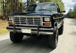 1985 Ford F-150 XLT Lariat 4X4