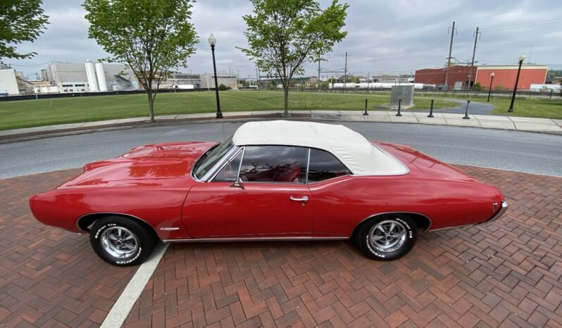 
								1968 Pontiac GTO Red Convertible full									