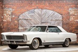 1965 Buick Riviera Arctic White