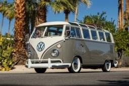 1964 Volkswagen Type 2 Deluxe 21-Window