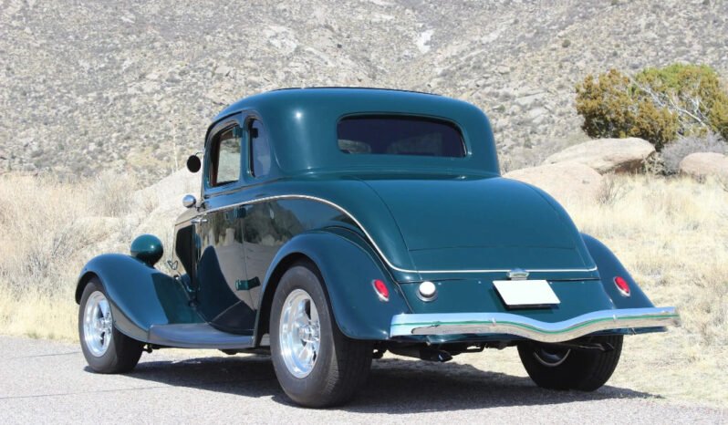 
								1934 Ford 5-Window Coupe Hot Rod full									