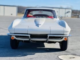 1965 Chevrolet Corvette V8
