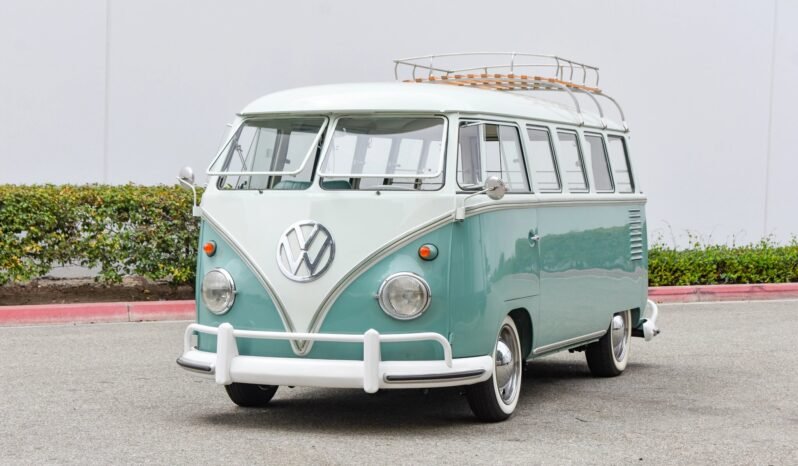 
								1961 Volkswagen Type 2 15-Window Bus full									