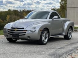 2004 Chevrolet SSR V8