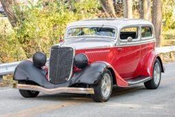 1934 Ford Tudor Deluxe V8
