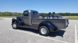 1942 Chevrolet MR-Series Dually Pickup Truck