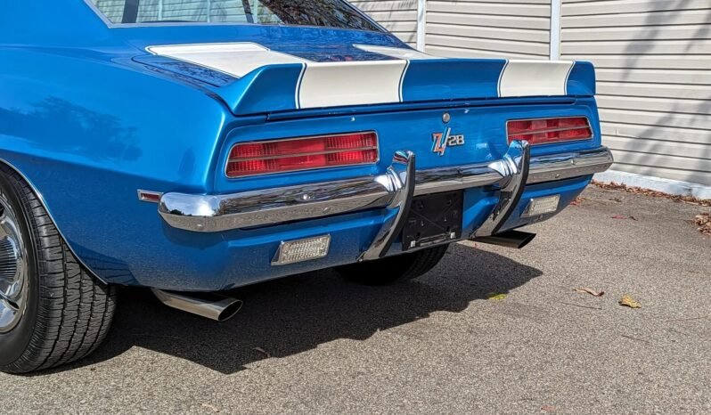 
								1969 Chevrolet Camaro Z/28 RS Lemans Blue full									