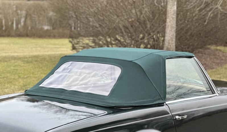 
								1968 Mercedes-Benz 280SL 4-Speed full									