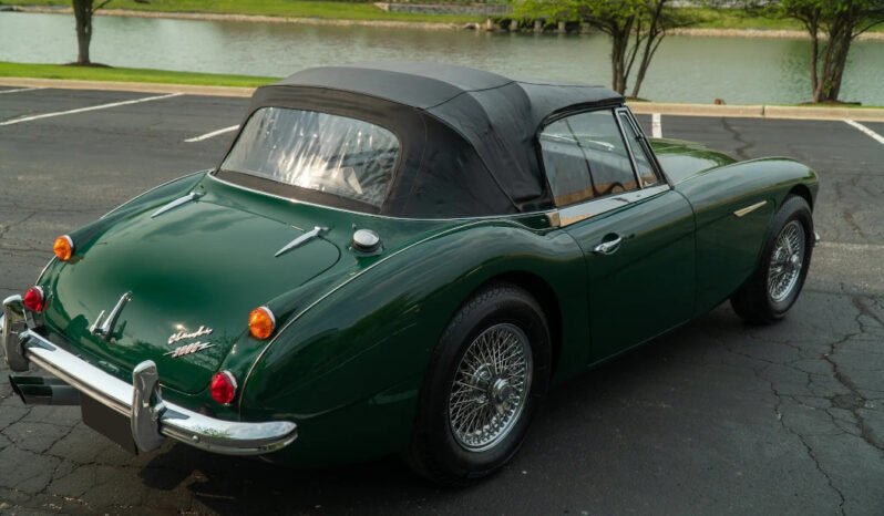 
								1966 Austin-Healey 3000 BJ8 Green full									