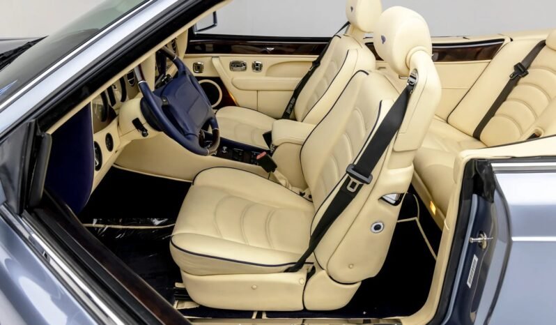 
								1999 Bentley Azure full									
