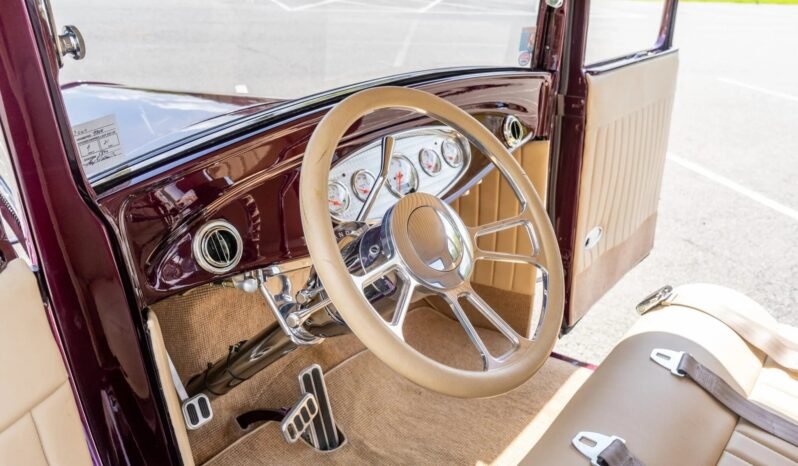 
								1929 Ford Model A Hot Rod Coupe full									