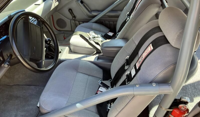 
								1993 Ford Mustang SVT Cobra R V8 full									