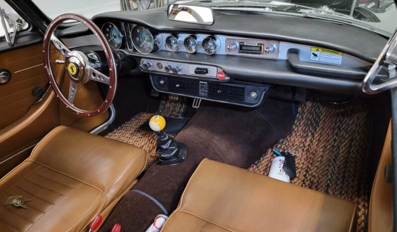
								1969 Volvo 1800S full									