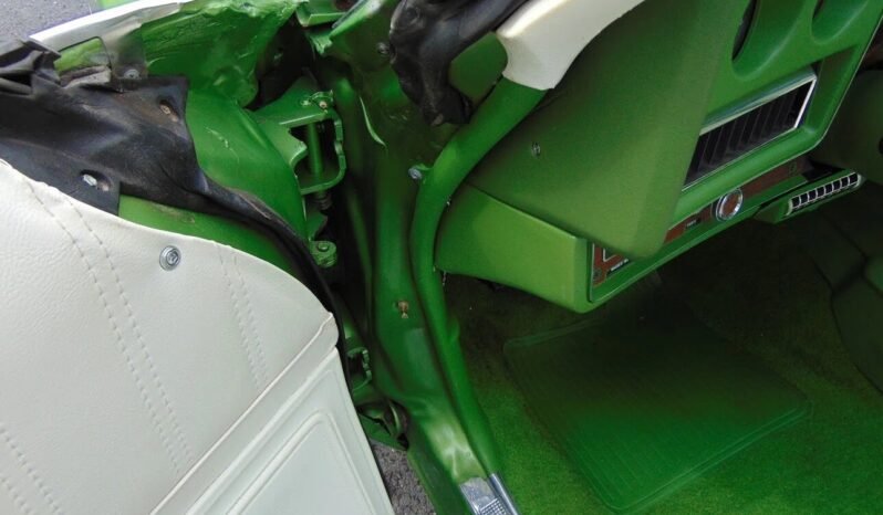 
								1976 Chevrolet Monte Carlo Landau V8 full									