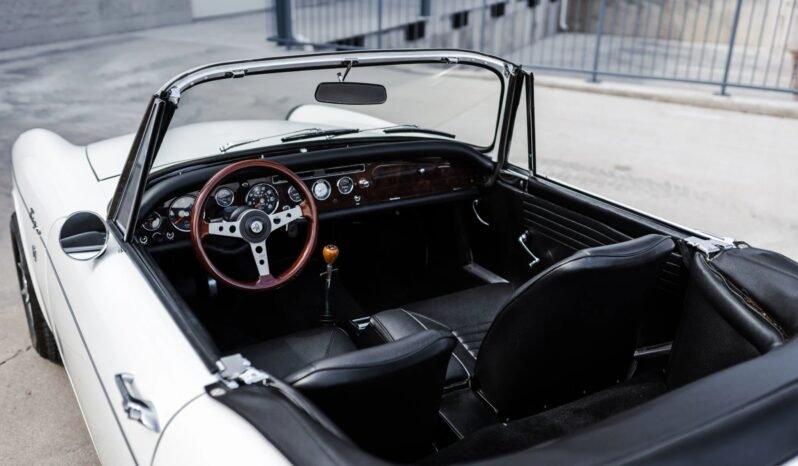 
								1966 Sunbeam Tiger 4-Speed full									