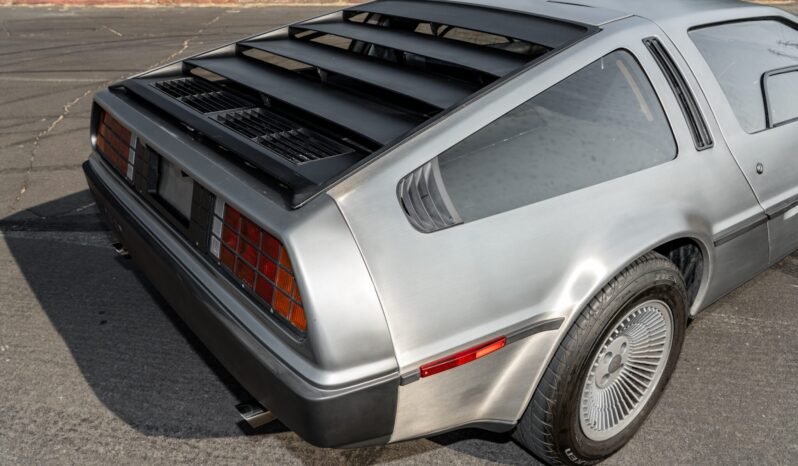 
								1981 DeLorean DMC-12 V6 #360 full									