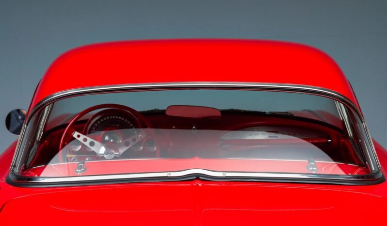 
								1962 Chevrolet Corvette C1 Roadster full									