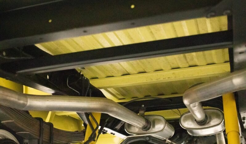 
								1972 Ford F-250 Sport Custom 4WD full									