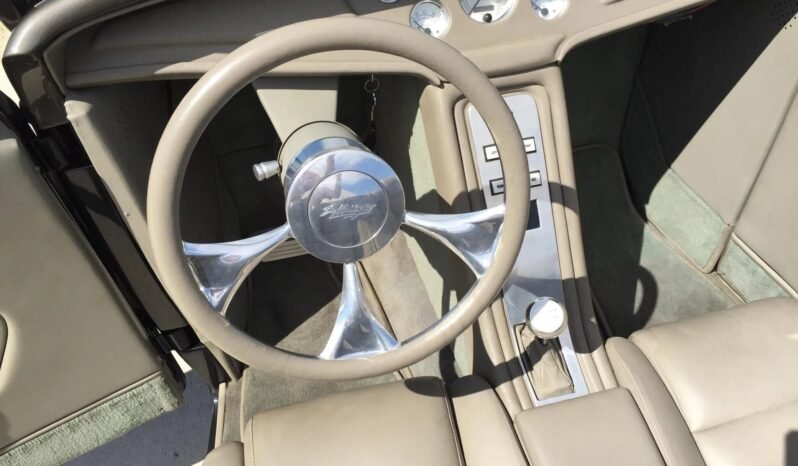 
								1932 Ford Highboy Roadster full									