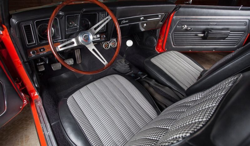 
								1969 Chevrolet Camaro 4-Speed full									