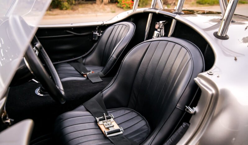 
								1965 Superformance Shelby Cobra MKIII 5-speed full									