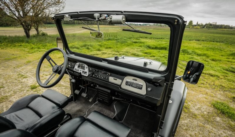 
								1971 Toyota Land Cruiser FJ40 full									