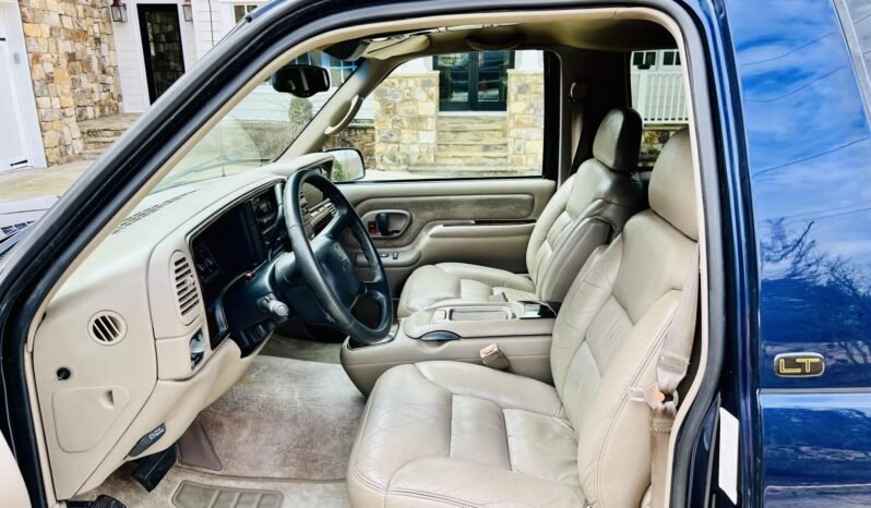 
								1999 Chevrolet Tahoe LT full									