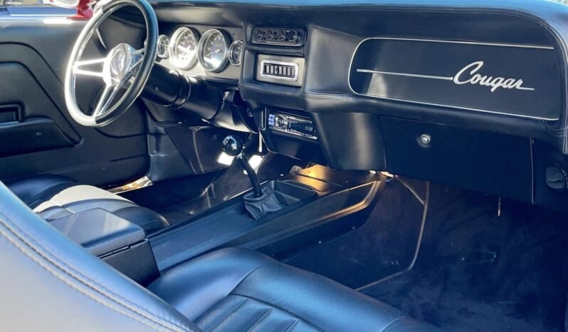 
								1970 Mercury Cougar V8 full									