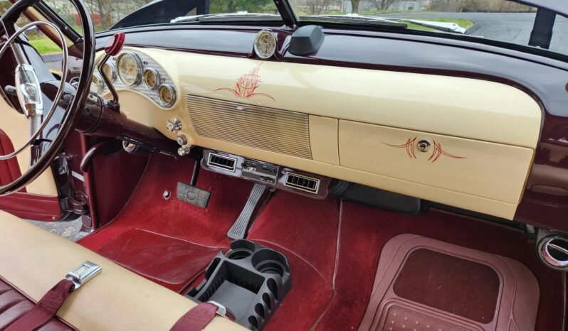 
								1948 Oldsmobile 98 Futuramic full									