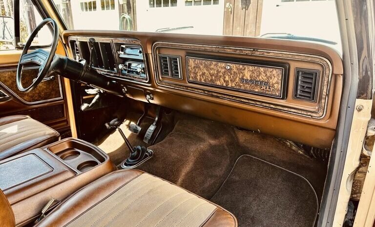 
								1978 Ford Bronco Ranger XLT 4X4 full									