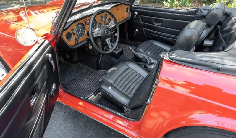 
								1975 Triumph TR6 2.5L Roadster full									