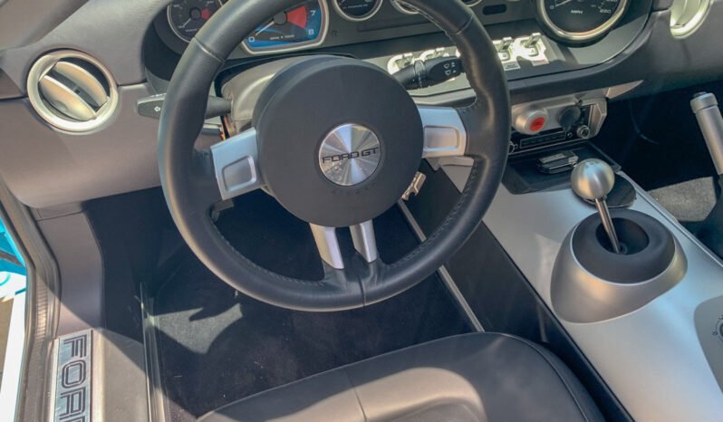 
								2006 Ford GT Heritage Editions full									