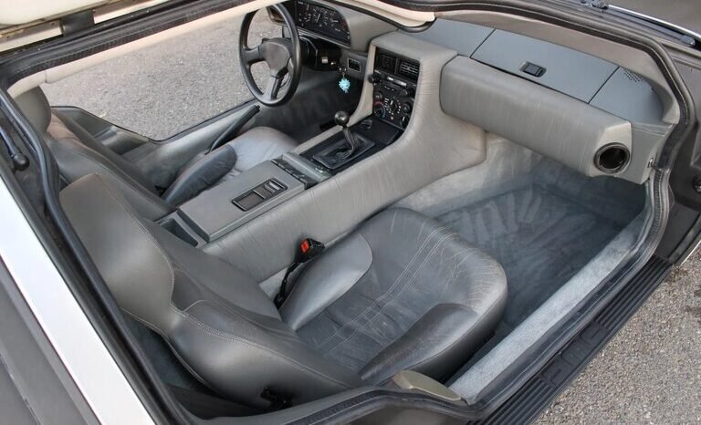 
								1983 DeLorean DMC-12 V6 full									