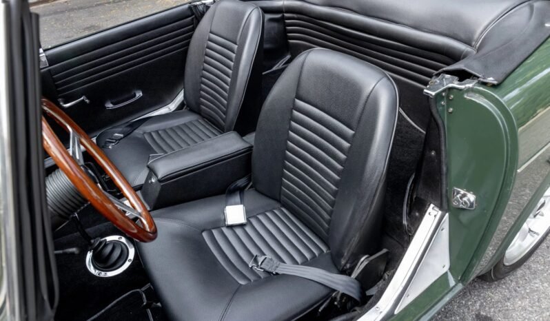 
								1967 Sunbeam Tiger full									