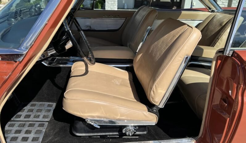 
								1961 Chrysler 300G 3-Speed full									