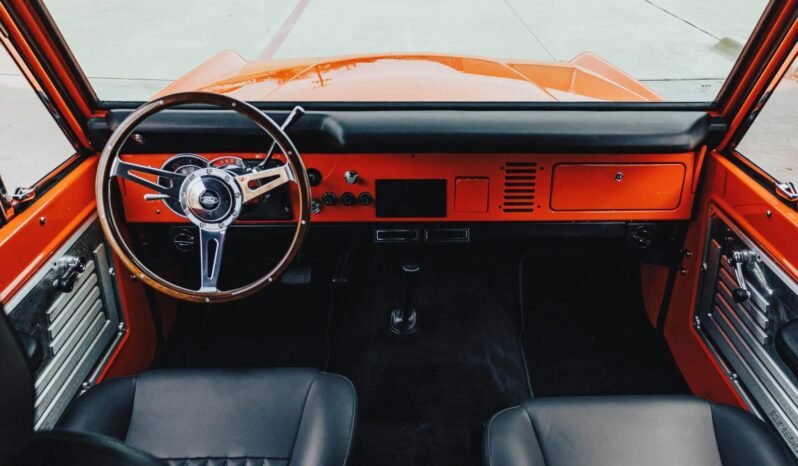 
								1972 Ford Bronco 302 V8 full									