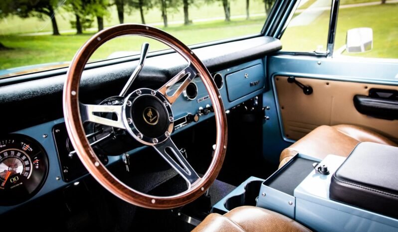 
								1975 Ford Bronco 4X4 full									