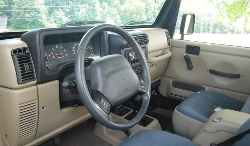 
								2001 Jeep Wrangler Sahara 4X4 full									