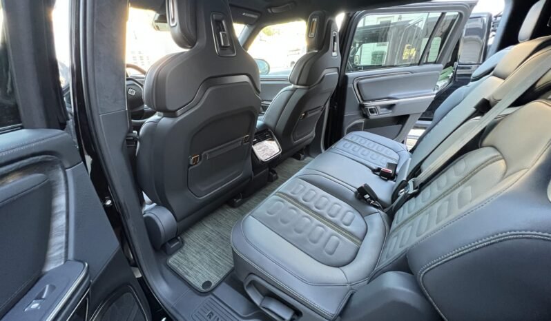 
								2023 Rivian R1S Adventure Edition Black full									