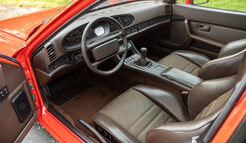 
								1986 Porsche 944 5-Speed full									